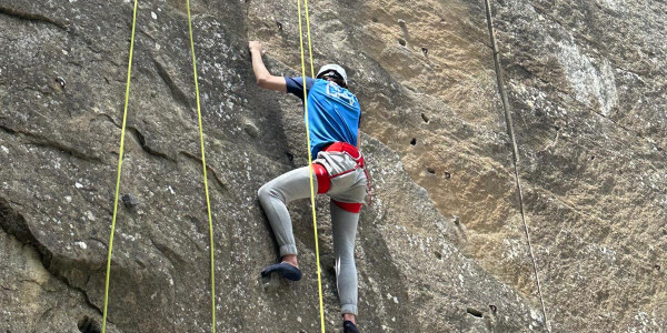 Actvitat d’escalada i ràpel